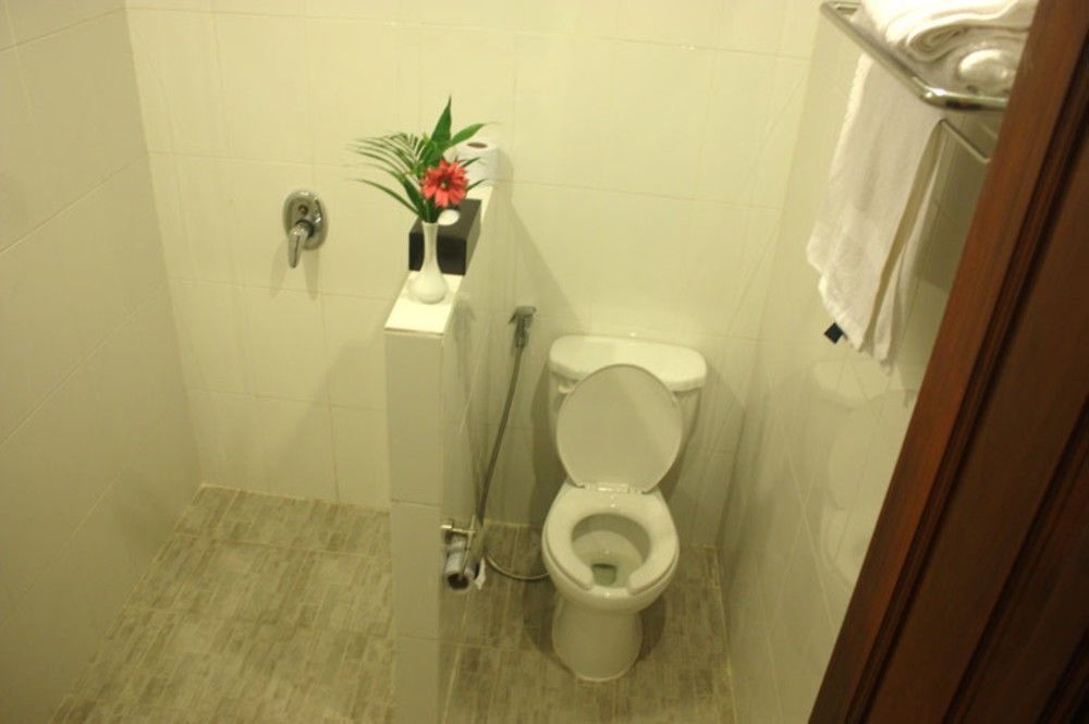 Hotel Port Hedonia à Sihanoukville Extérieur photo
